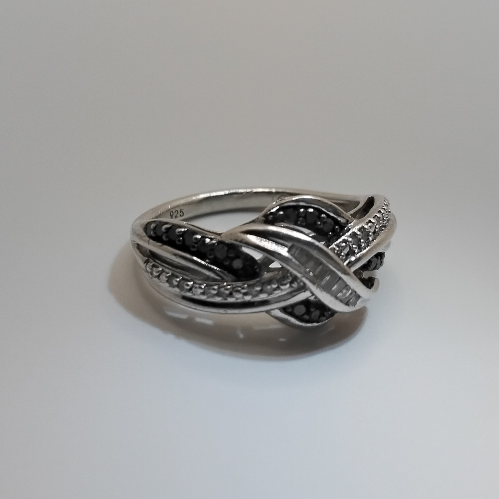 925 Sterling Silver Clear And Black Diamonds